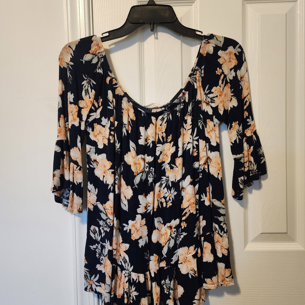 Eesome Dark Blue Floral Blouse